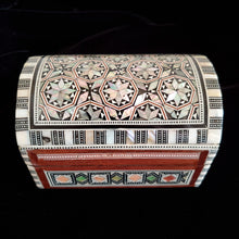 Load image into Gallery viewer, Small Wooden Mother of Pearl inlaid Jewelry / Trinket Box (Item# E1000037)