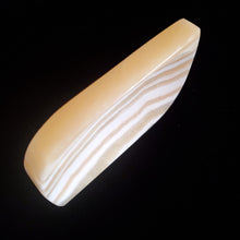 Load image into Gallery viewer, Alabaster Dish (Item# E1000104)