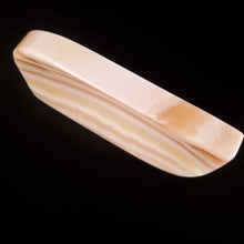 Load image into Gallery viewer, Alabaster Dish (Item# E1000123)