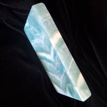 Load image into Gallery viewer, Alabaster Dish (Item# E1000137)