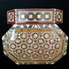 Load image into Gallery viewer, Large Flat Top Wooden Mother of Pearl inlaid Jewelry / Trinket Box (item# E1000095)
