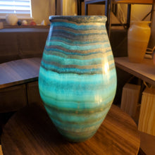 Load image into Gallery viewer, Alabaster Table Lamp (Item# E1000158)