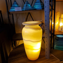 Load image into Gallery viewer, Alabaster Table Lamp (item# E1000052)