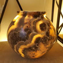 Load image into Gallery viewer, Onyx Table Lamp (item# E1000050)