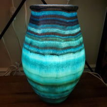 Load image into Gallery viewer, Alabaster Lamp (item# E1000158)
