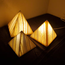 Load image into Gallery viewer, Natural Pyramid Alabaster Lamps - set 1