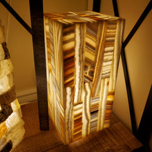 Load image into Gallery viewer, Alabaster Lamp (item# E1000070)