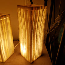 Load image into Gallery viewer, (Item# E1000099) Large Natural Alabaster Box Lamp