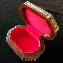 Load image into Gallery viewer, Small Wooden Mother of Pearl inlaid Jewelry / Trinket Box (Item# E1000183)