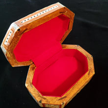 Load image into Gallery viewer, Small Wooden Mother of Pearl inlaid Jewelry / Trinket Box (Item# E1000184)