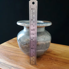 Load image into Gallery viewer, Alabaster Vase (item# E1000138)