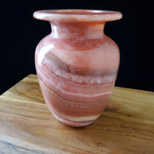 Load image into Gallery viewer, Alabaster Vase (item# E1000167)