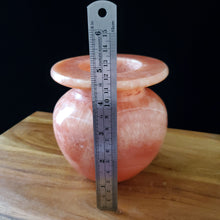 Load image into Gallery viewer, Alabaster Vase (item# E1000174)