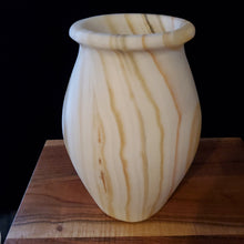 Load image into Gallery viewer, Alabaster Desk Lamp (Item# E1000197)