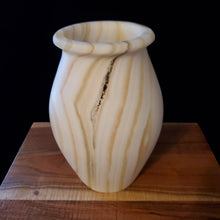 Load image into Gallery viewer, Alabaster Desk Lamp (Item# E1000197)