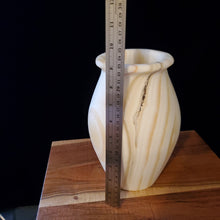 Load image into Gallery viewer, Alabaster Desk Lamp (Item# E1000197)