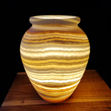 Load image into Gallery viewer, Alabaster Table Lamp (item# E1000198)