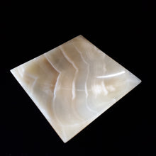Load image into Gallery viewer, Alabaster Square Bowls - Set 2