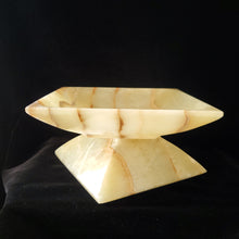 Load image into Gallery viewer, Alabaster Square Bowls - Set 2