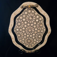 Load image into Gallery viewer, (Item# E1000222) Medium Mother of Pearl Tray