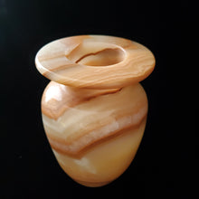 Load image into Gallery viewer, Alabaster Vase (item# E1000103)
