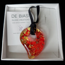 Load image into Gallery viewer, Handmade Murano Glass Pendant (Item# It200008)