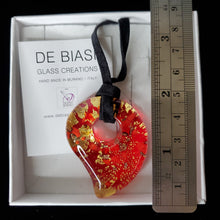 Load image into Gallery viewer, Handmade Murano Glass Pendant (Item# It200008)