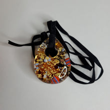 Load image into Gallery viewer, Handmade Murano Glass Pendant (Item# It200009)