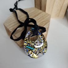 Load image into Gallery viewer, Handmade Murano Glass Pendant (Item# It200011)