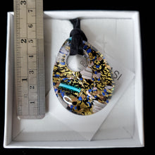 Load image into Gallery viewer, Handmade Murano Glass Pendant (Item# It200011)