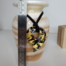 Load image into Gallery viewer, Handmade Murano Glass Pendant (Item# It200012)