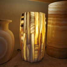 Load image into Gallery viewer, Alabaster Table Lamp (Item# E2000023)