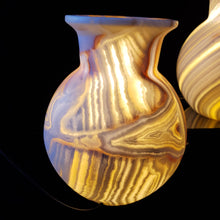 Load image into Gallery viewer, Alabaster Table Lamp (Item# E2000029)