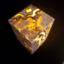 Load image into Gallery viewer, Onyx Table Lamp (item# E2000028)