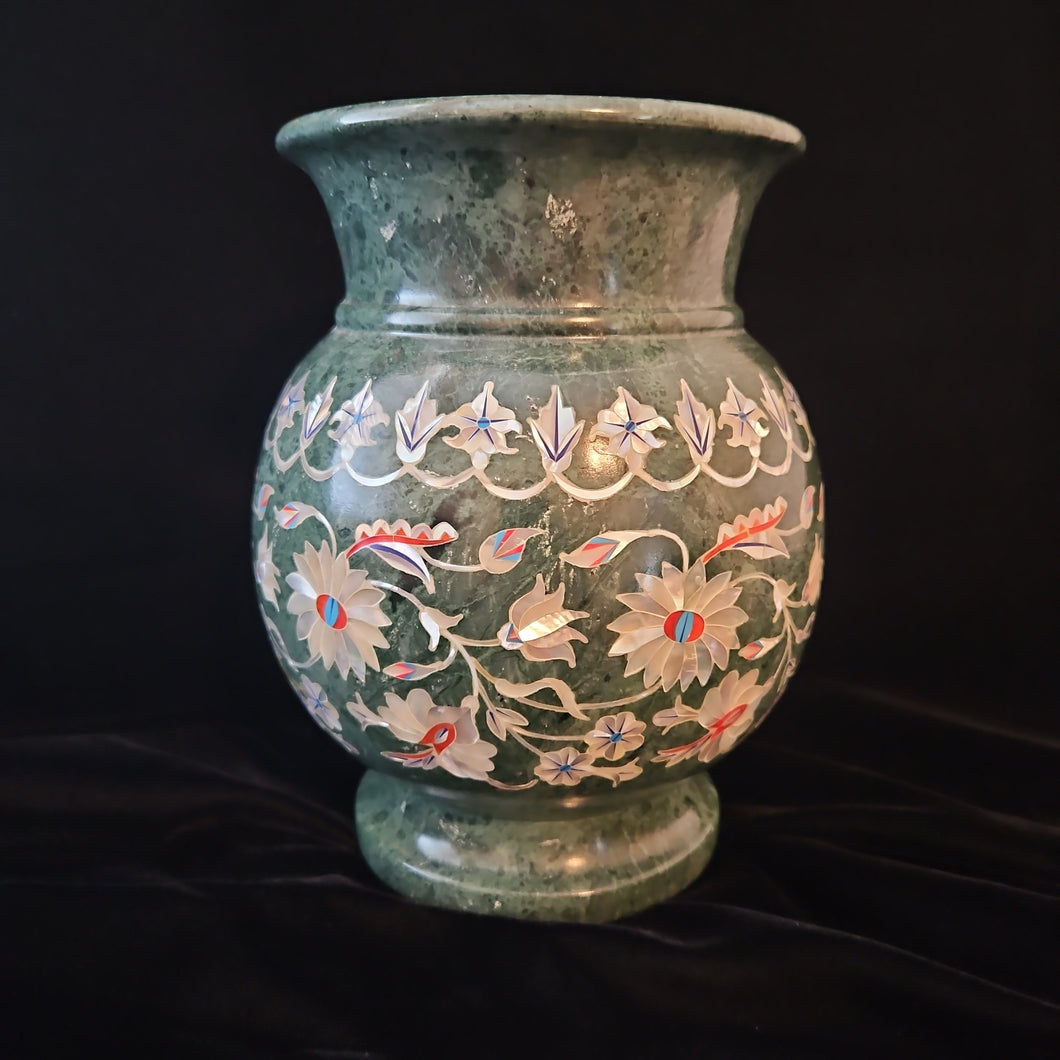 Marble Mother of Pearl inlaid Vase (Item# In200005)