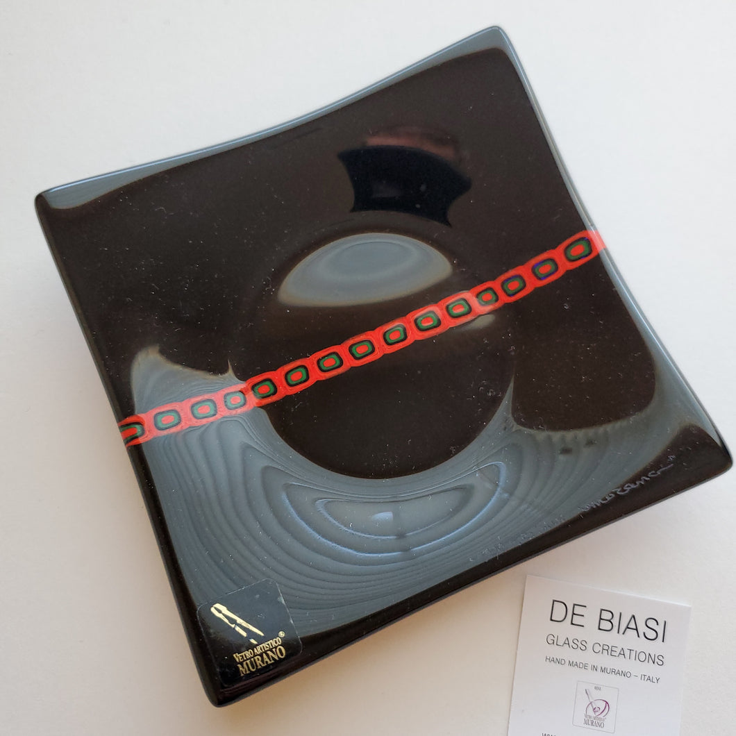 Square Plate - Black with Red Murrine (Item# It1000067)