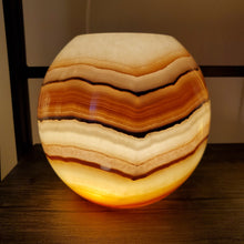 Load image into Gallery viewer, Alabaster Table Lamp (Item# E2000022)
