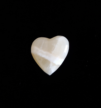 Load image into Gallery viewer, Small Natural Alabaster Heart Shape E1000007-01
